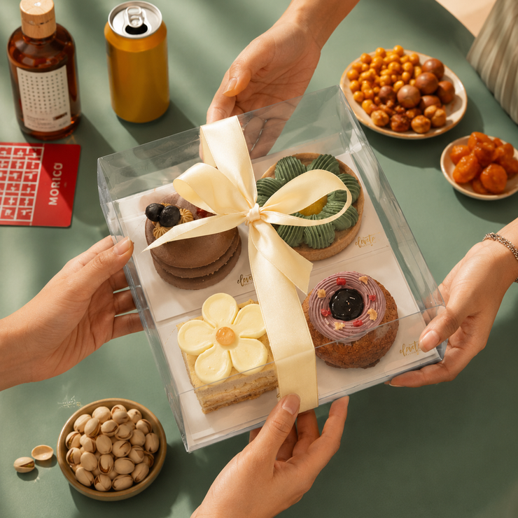 Four Seasons Petit Gâteaux