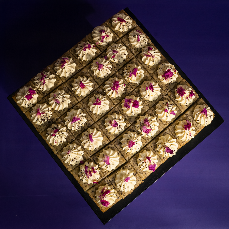 Square Lemon Poppyseed Cake Bites 9 Inch (1kg)