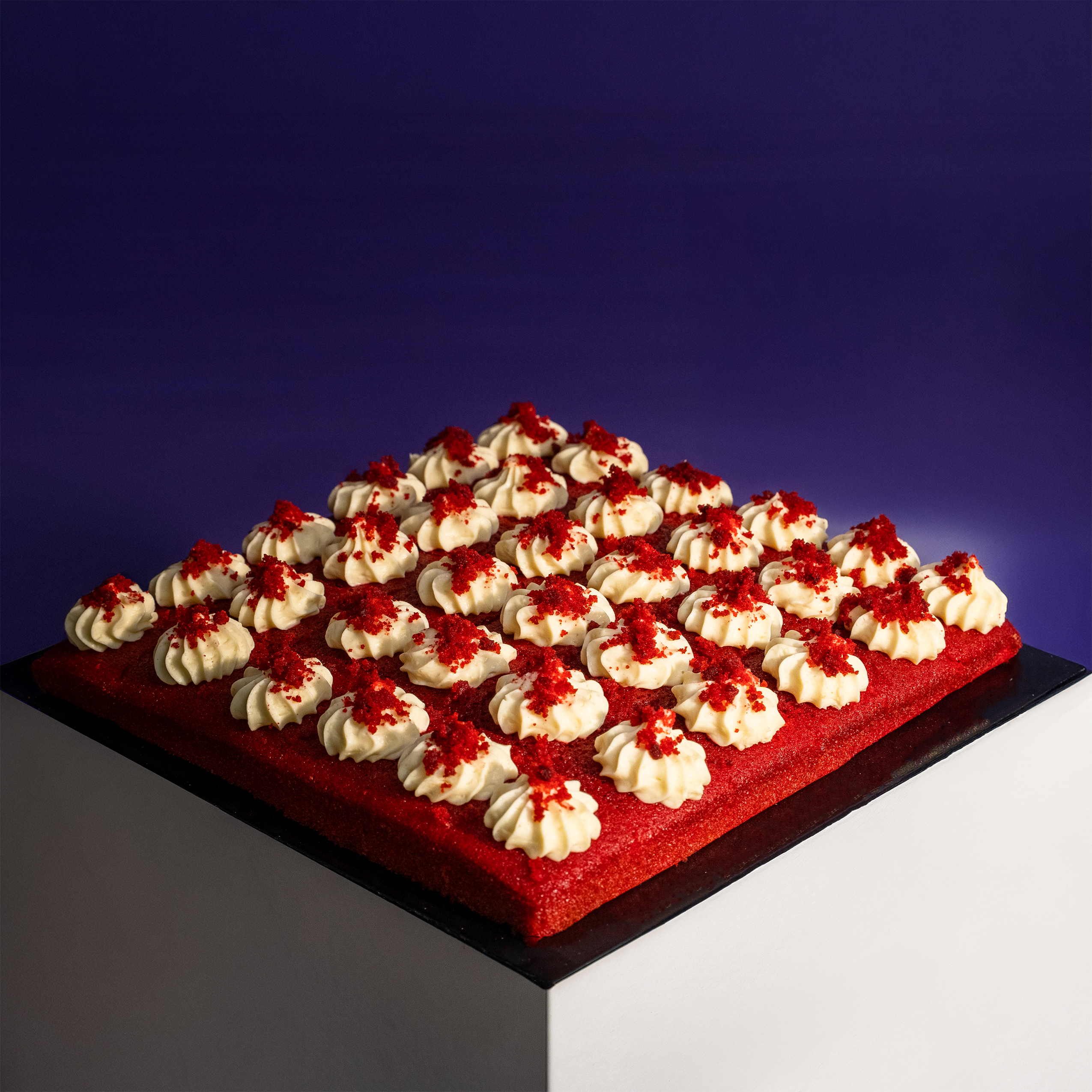 Square Raspberry Red Velvet Cake Bites 9 Inch (1.2kg)