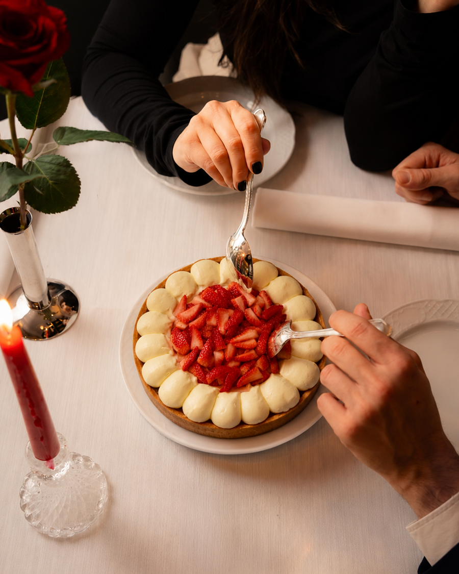 Qixi 七夕 Gifts KL | Halal Desserts, Same-Day Delivery