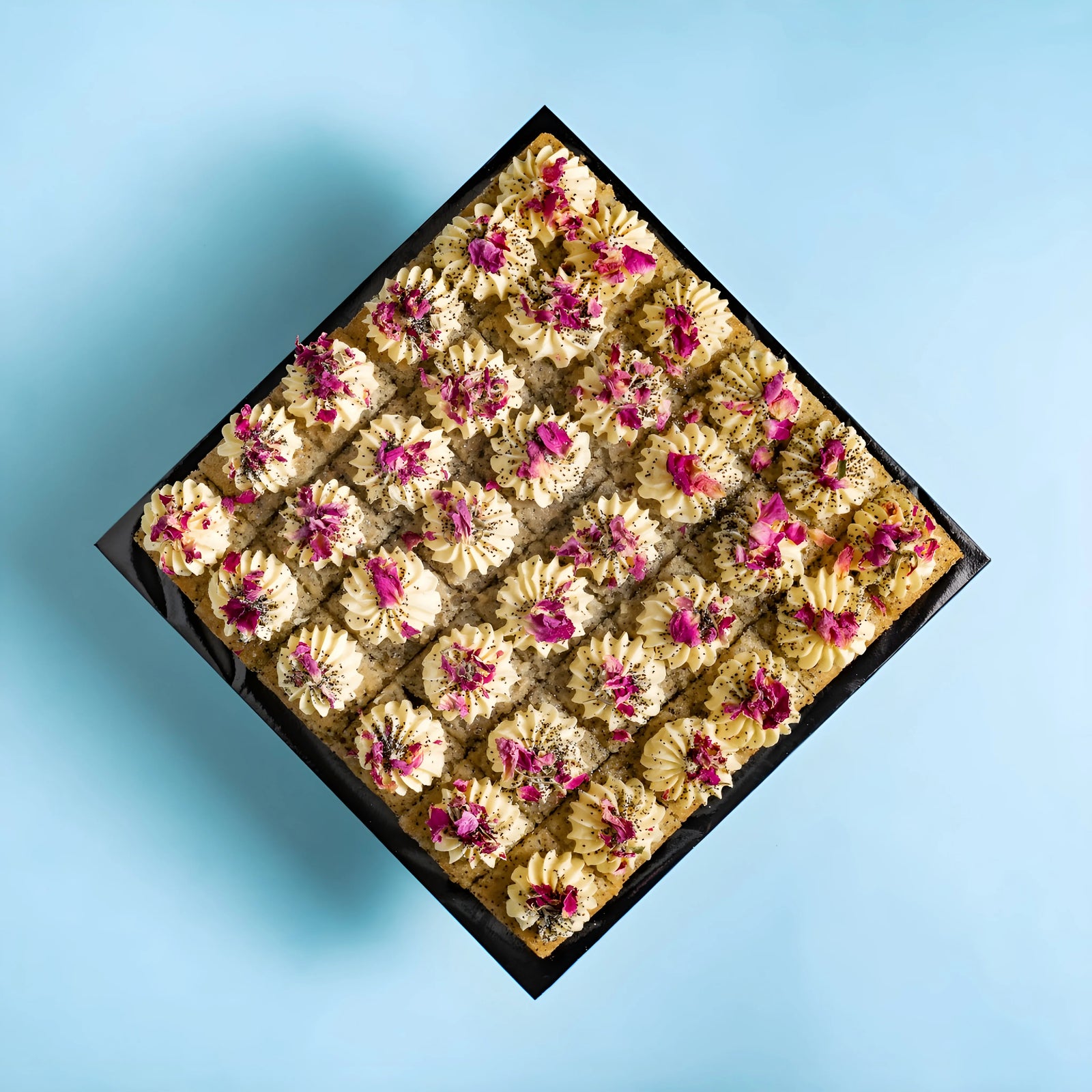 Square Lemon Poppyseed Cake Bites 9 Inch (1kg)